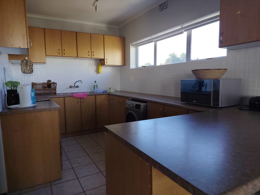 To Let 2 Bedroom Property for Rent in Strand North Western Cape